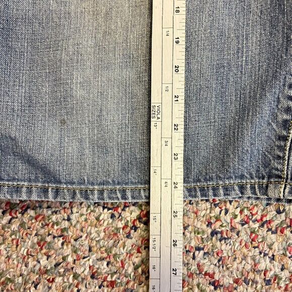 Levi's 569 Blue Medium Wash Loose Straight Leg 11.5" Inseam Denim Jorts Size 38 - Picture 10 of 13